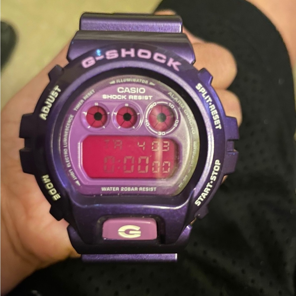 Unisex G Shock watch